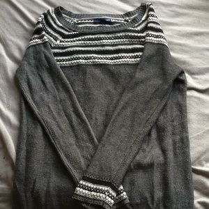 🖤black and grey sweater🖤